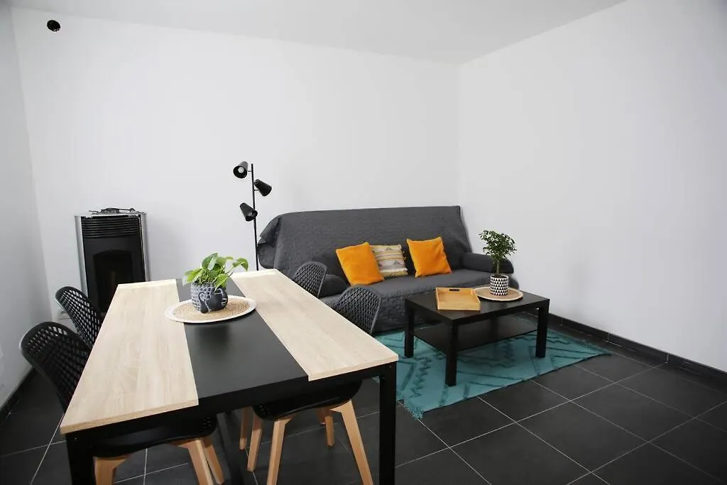Peaceful City Hideaway In Sisteron